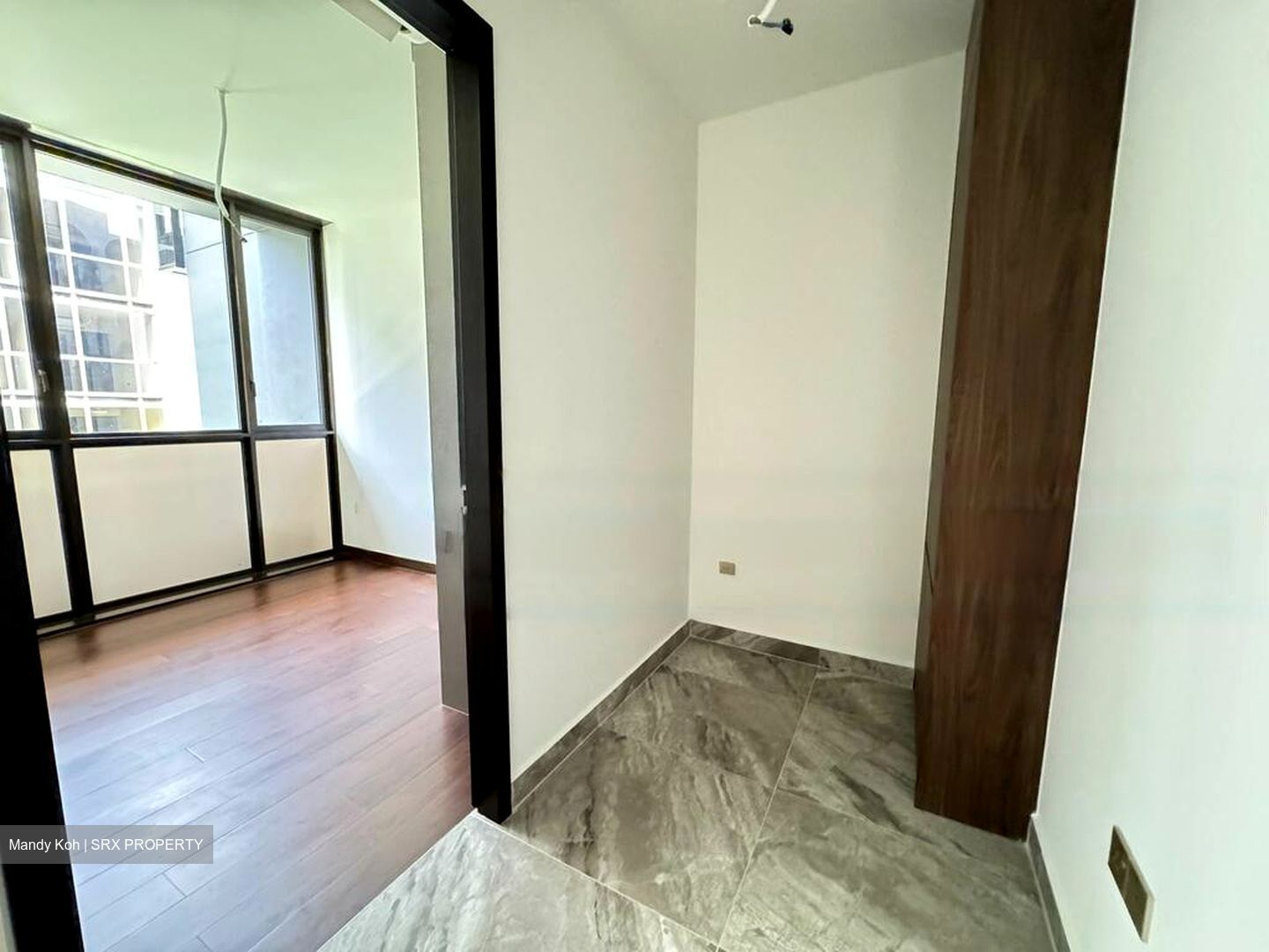 The Commodore (D27), Condominium #471750021
